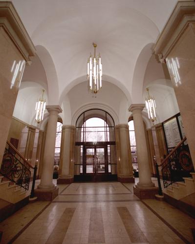 Hall glowny PK 4.jpg